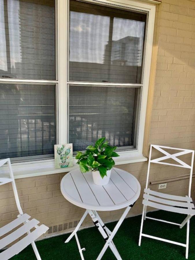 Atl Downtown/midtown W/ Balcony Apartment
